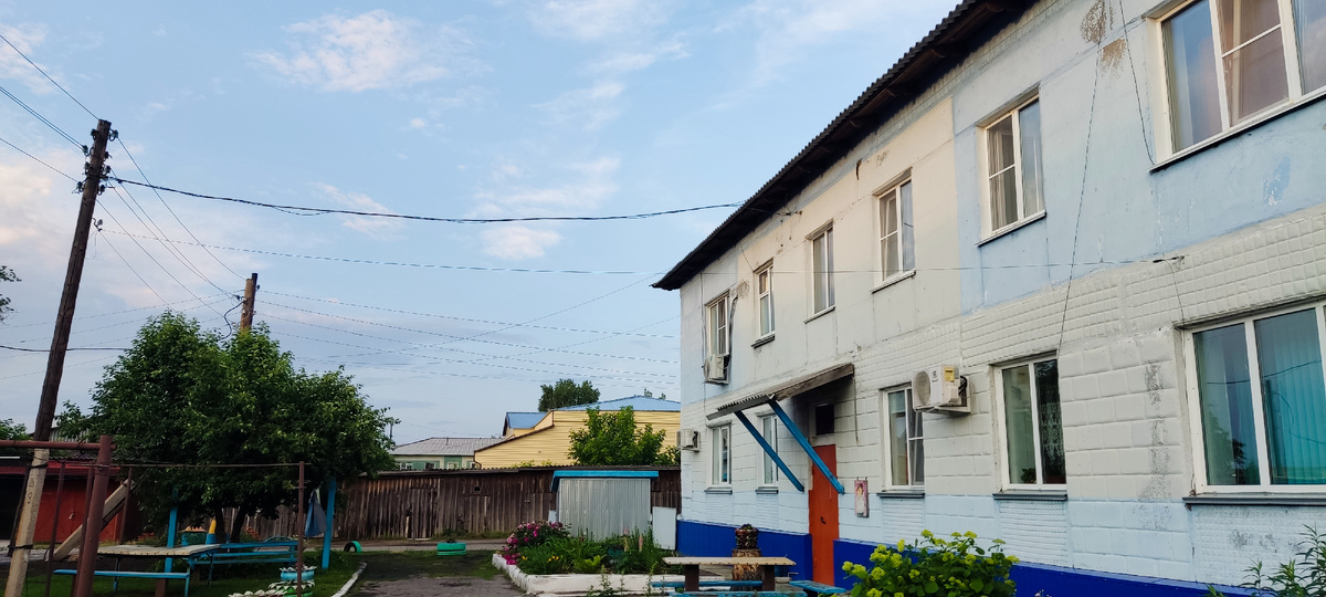 Нашла старое фото нашего дома