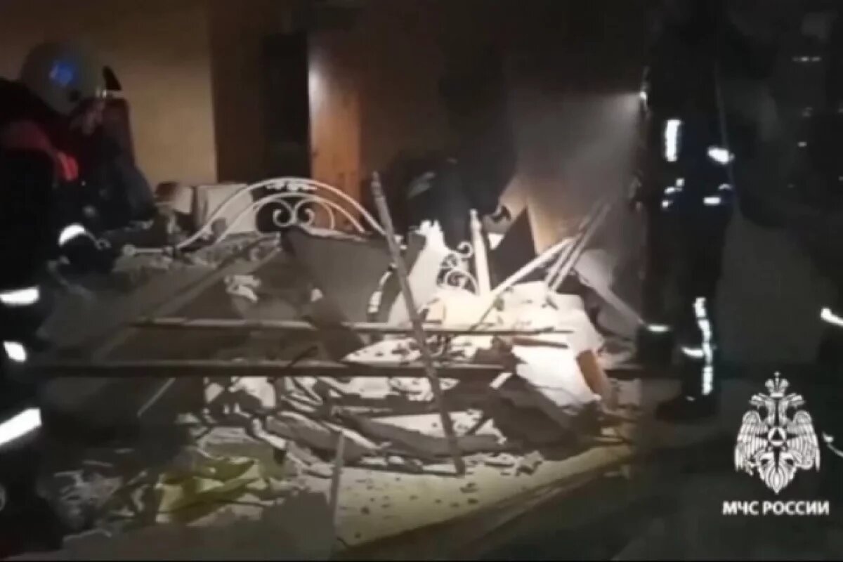    В Вологде самогонный аппарат вызвал обрушение межквартирной перегородки