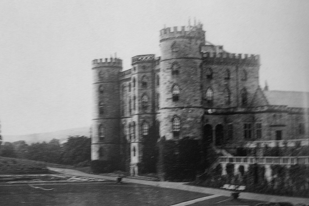 Замок Дуглас в 1883 году