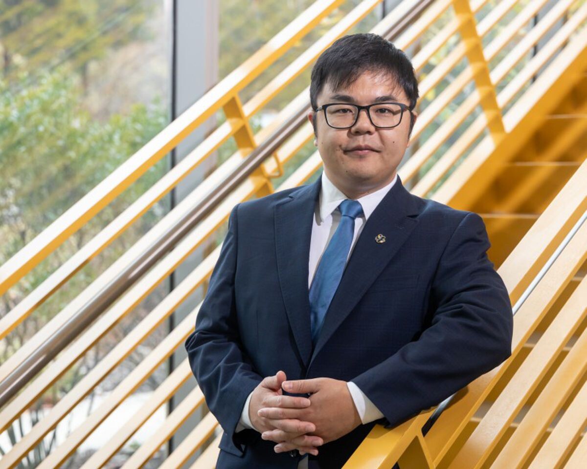 Фэнци «Фрэнк» Ли привносит вычислительный и архитектурный опыт в моделирование энергетики зданий в группе Grid Interactive Controls ORNL.