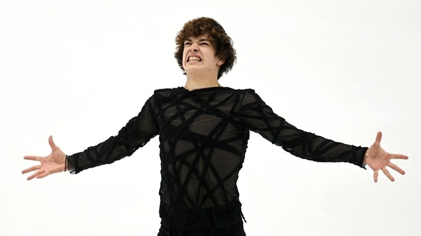     Российский фигурист Владислав Дикиджи РИА Новости Максим Богодвид