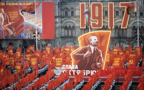 Демонстрация 7 ноября в СССР Фото из открытого доступа