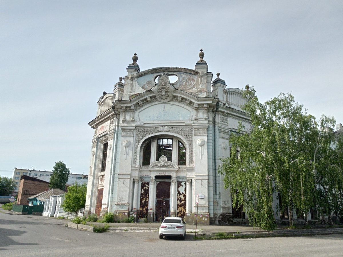 Пассаж Фирсова. Душераздирающее зрелище. Фото мое