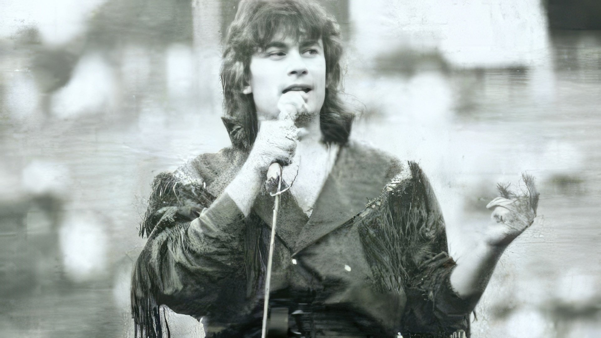 Александр Серов