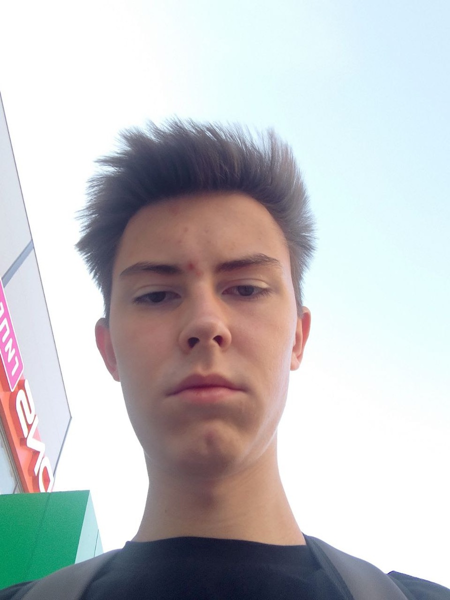 Блогер, ютубер, likee стример @ndrey pl@yer