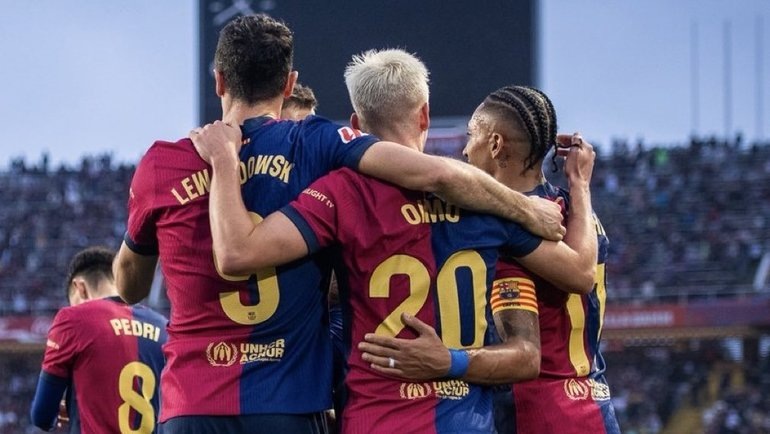    3 ноября. «Барселона» обыграла «Эспаньол» (3:1).ФК «Барселона»