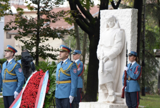    Монумент освободителям Белграда и Памятник советскому солдату