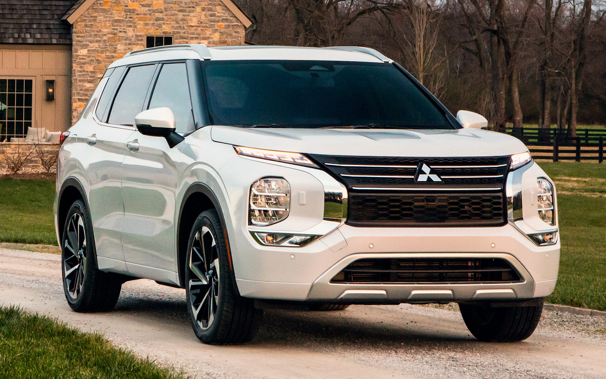 Фото Mitsubishi  📷
