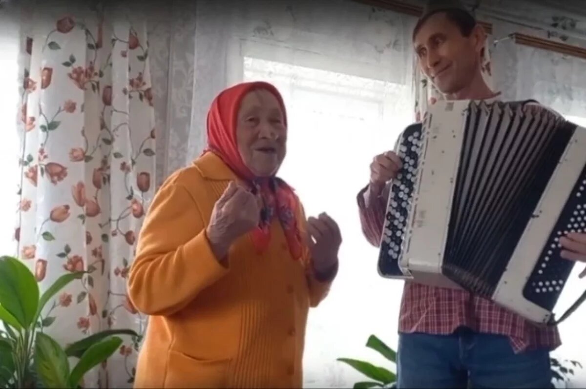    В Удмуртии День народного единства совпал с Днём государственности УР