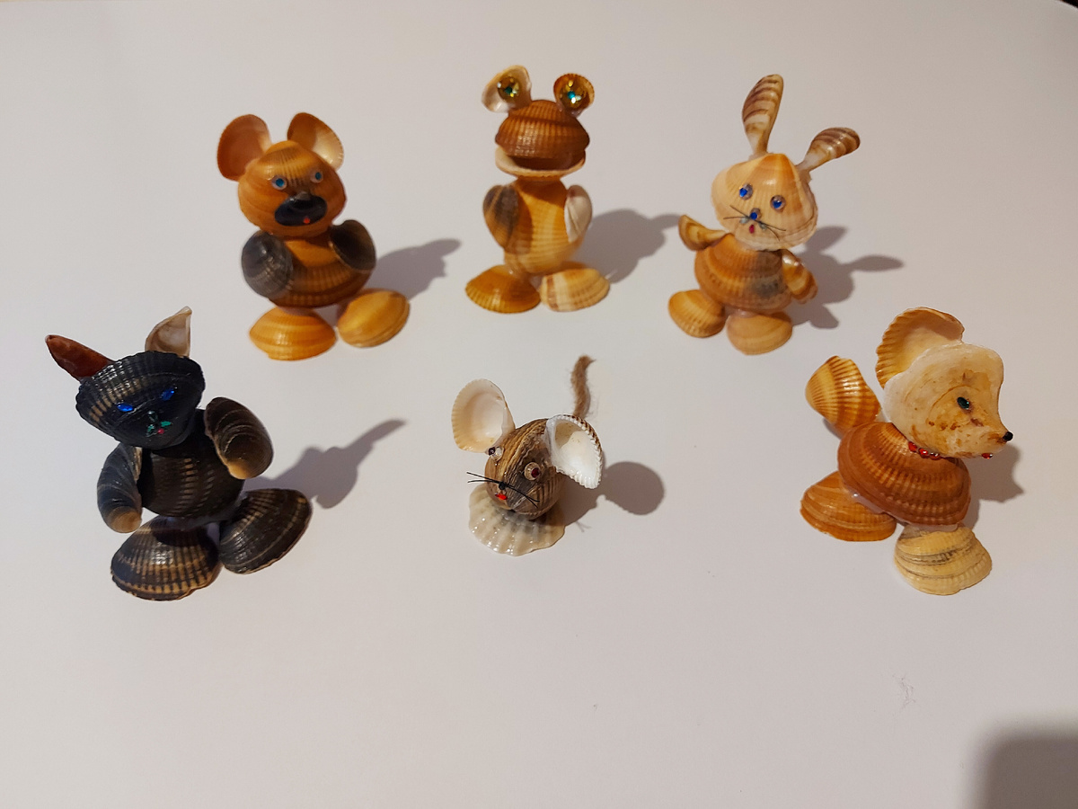 Сказочные герои из морских ракушек