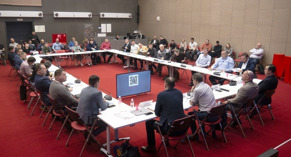 Источник: фото встречи клуба «Безопасная школа» с сайта МГПУ