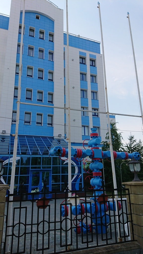 scale_1200