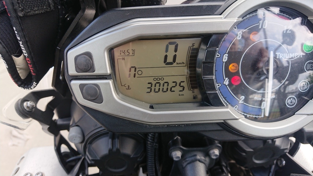 scale_1200