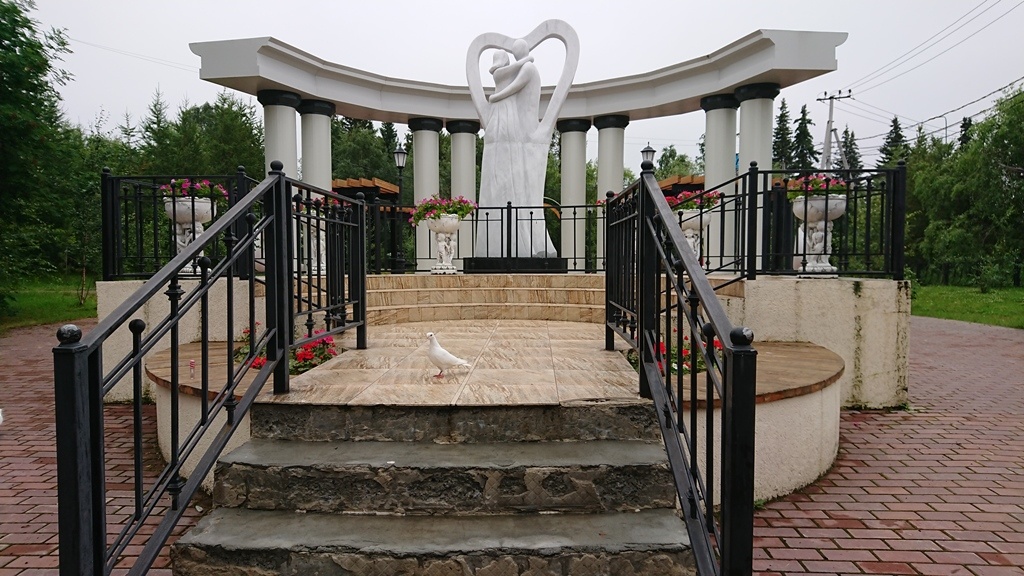 scale_1200