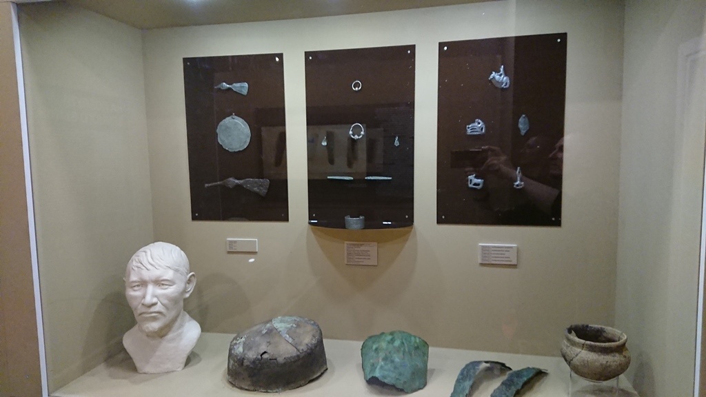 scale_1200