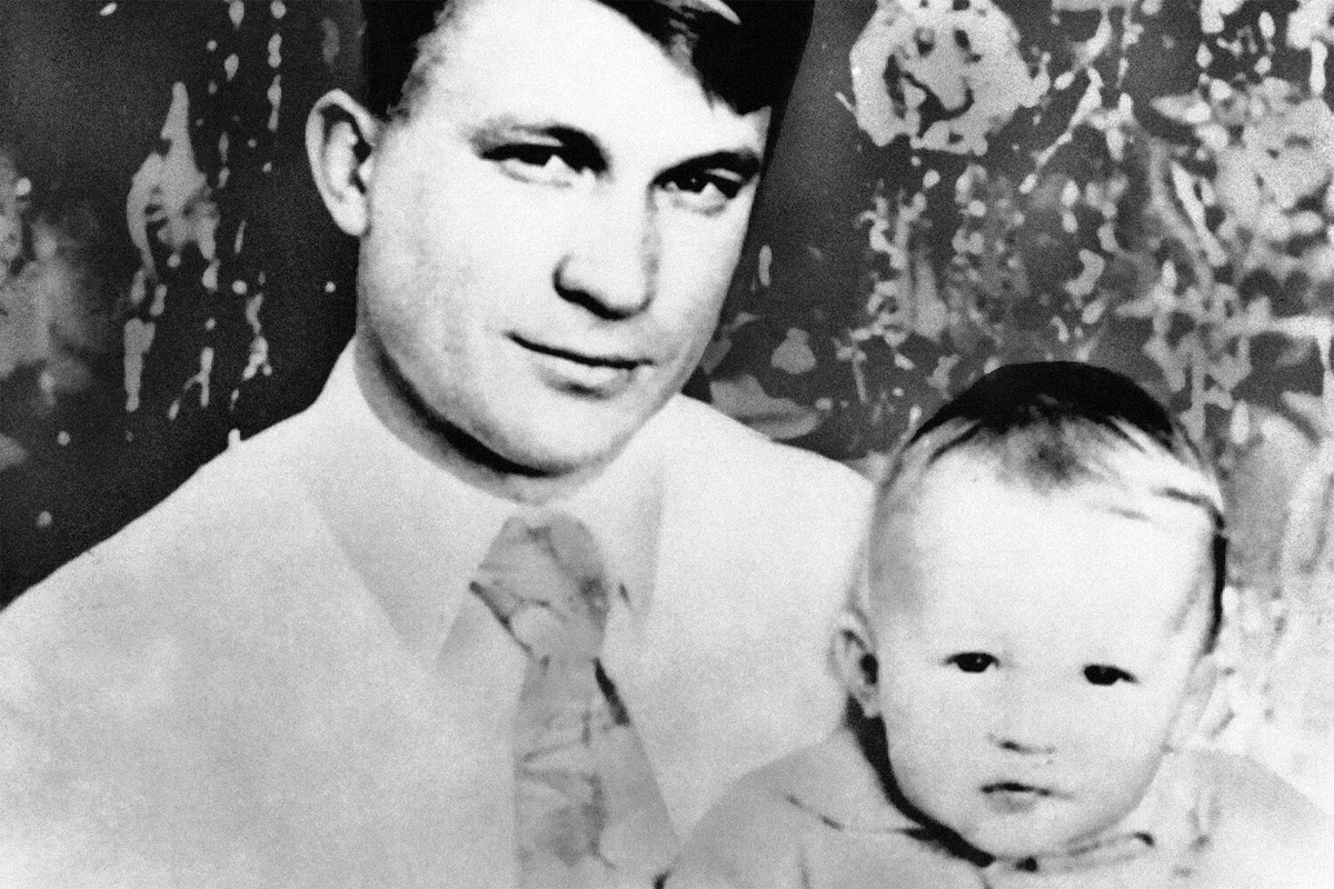 Виктор Беленко с сыном