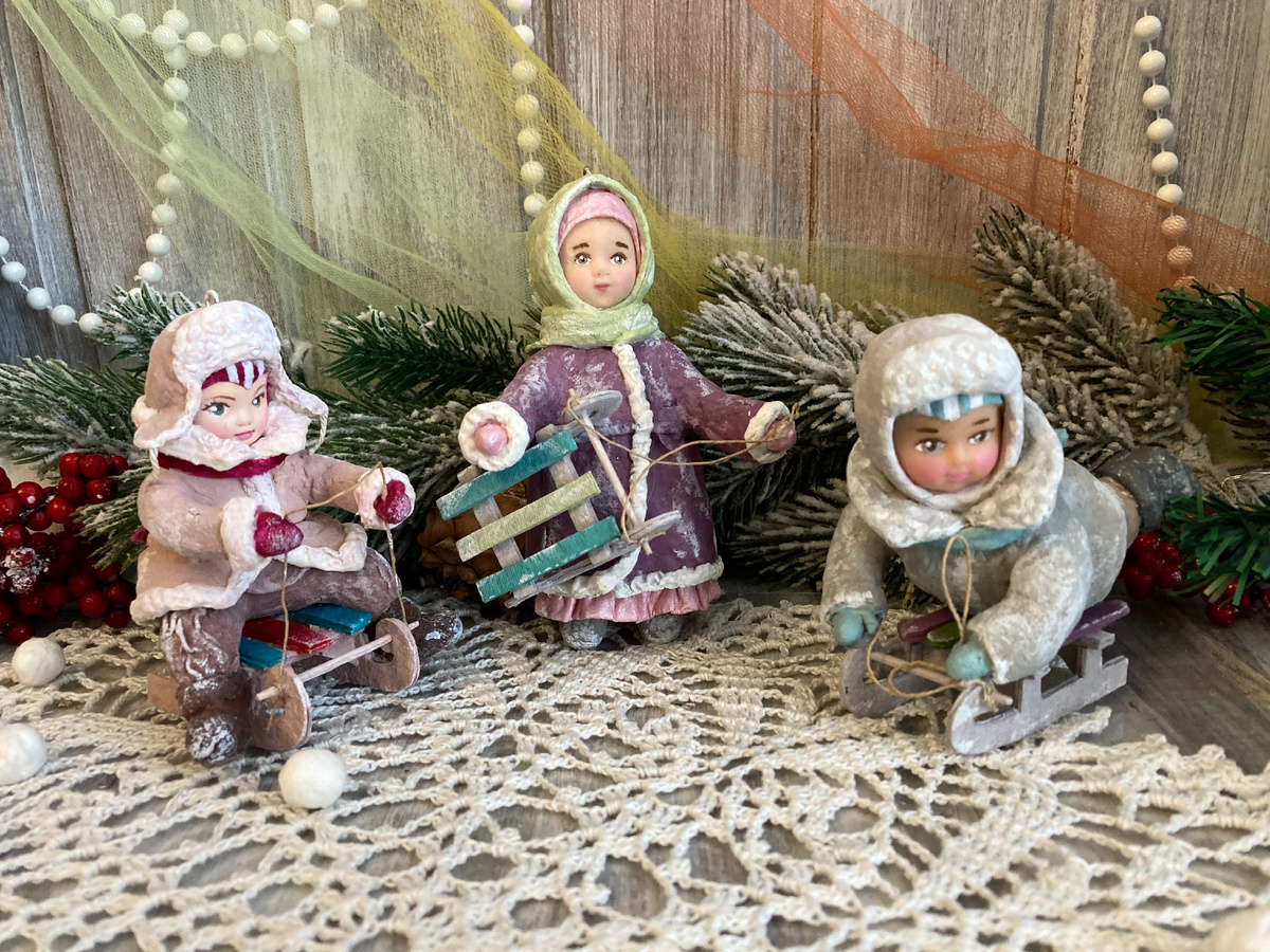Зимние забавы из коллекция елочных игрушек из ваты 