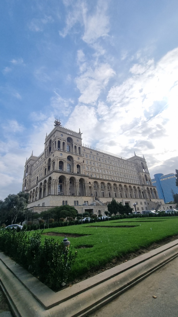 Дом Правительства. Баку. Фото автора