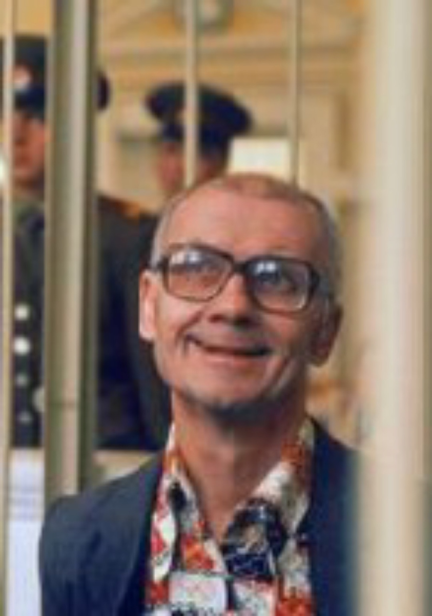 Андрей Чикатило на суде