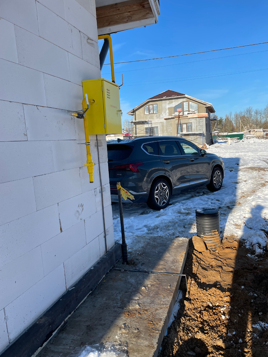 Яму у отмостки ликвидировали