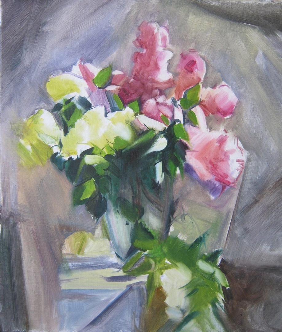 1. Первый тонкий полупрозрачный слой - подмалёвок. Композиция работы несложная, поэтому предварительный рисунок набрасываем сразу кистью - и практически одновременно переходим к живописи. На этом этапе приблизительно задаём большие пятна цвета, находим основные тоновые и цветовые отношения. Руководствуемся классическим правилом - работать от общего к частному, от главного - к второстепенному. На этом этапе - только обобщённые пятна, без деталей. Наша задача - гармонично разместить изображение в формате и разобраться, что темнее, а что светлее, где яркий цвет, а где приглушённый.