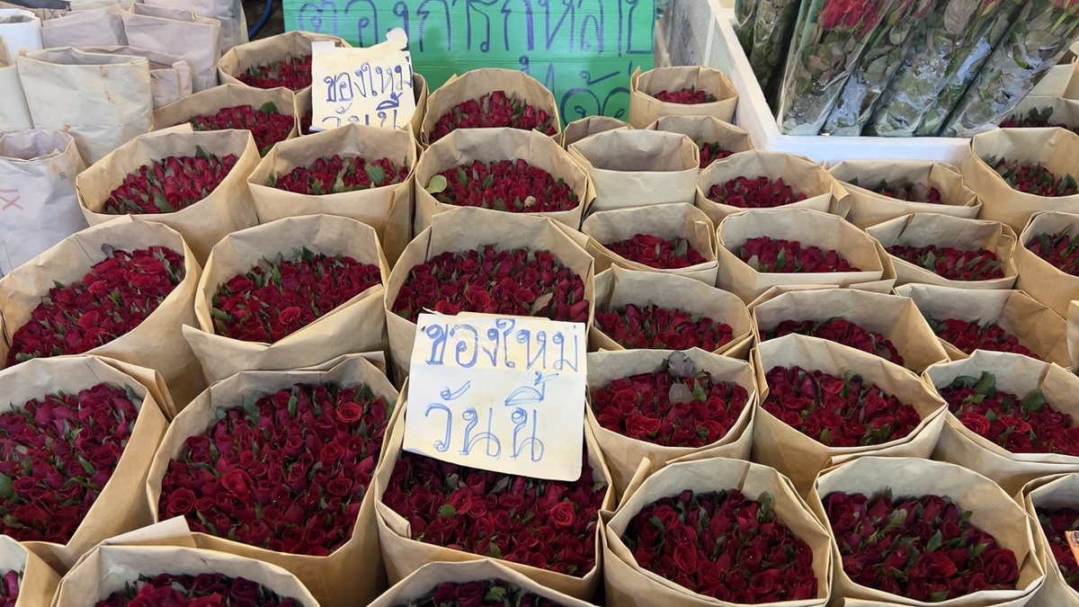 Да даже мне самому нравятся такие охапки цветов!