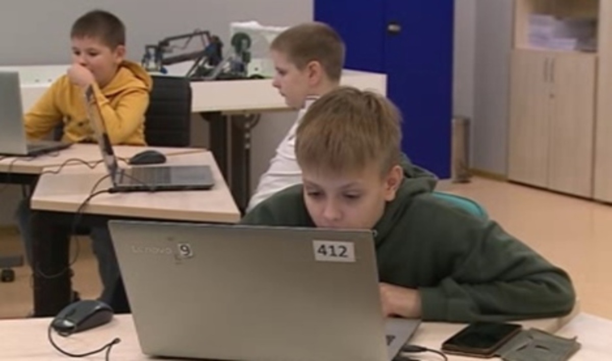    В Курске проходит осенняя смена IT лагеря «Цифраград»