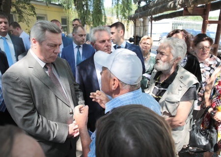    Губернаторы Ростовской и Тамбовской подали в отставку