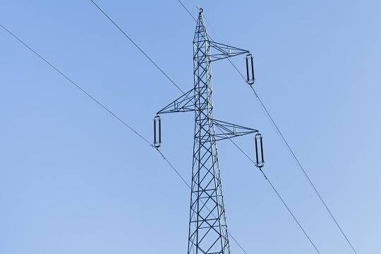    Тысячи жителей Новгородской области остались без электричества после снегопада