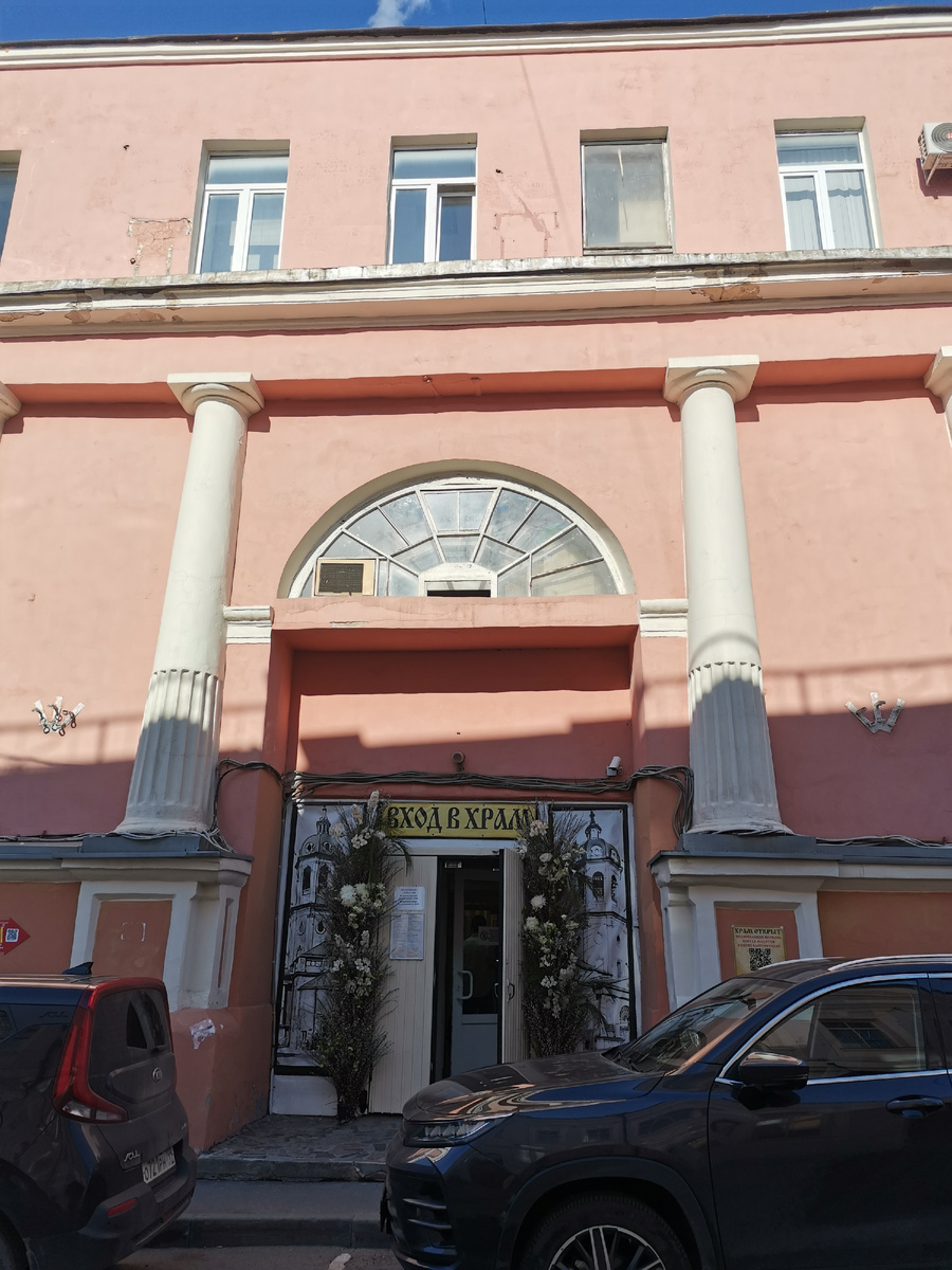 Храм Воскресения Словущего в Барашах