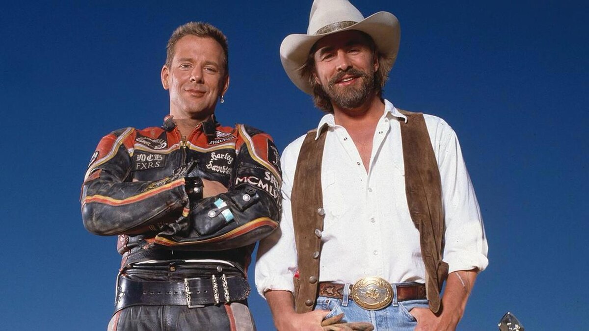 Как ваше имя, мистер ? ... 