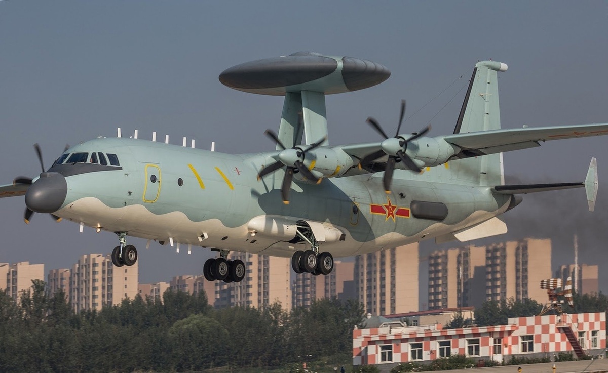 Самолёта ДРЛО KJ-500. Источник: https://vk.com/oruzhie_tekhnika_armiya 