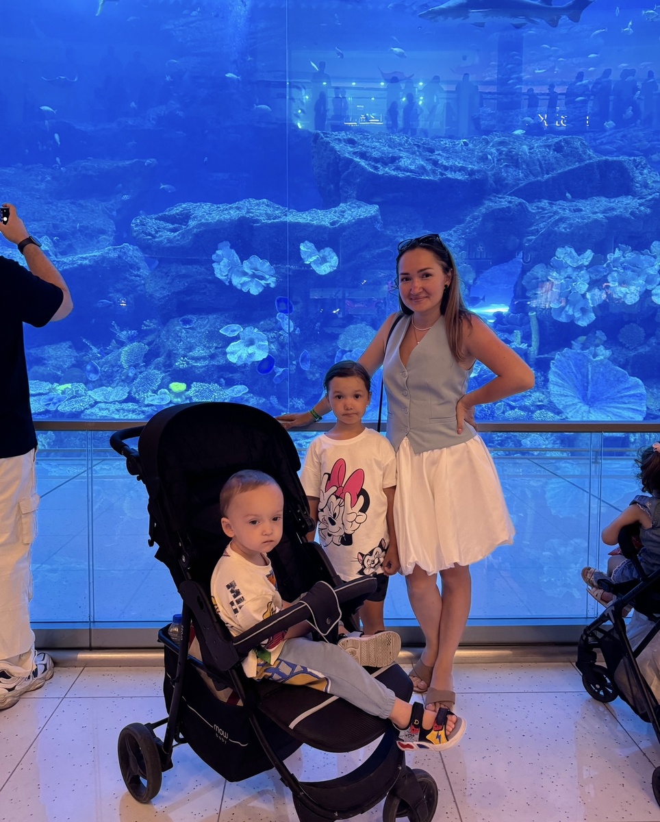 Первое впечатление у детей от океанариума - огромный восторг! Жаль, не успела это запечатлить!)