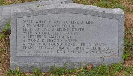 Надгробие Эндрю МакКрю с текстом песни Дона Маклина. (Изображение Find-a-Grave)