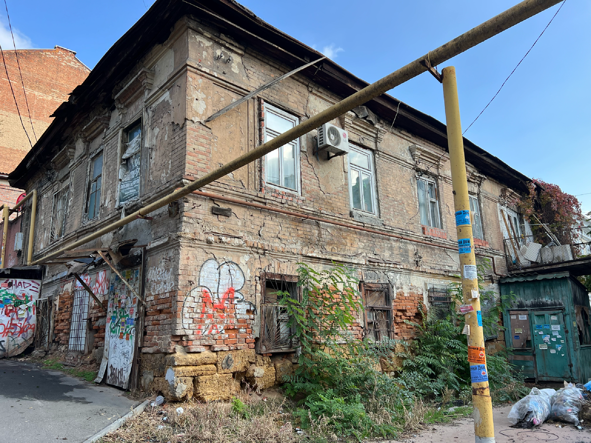 Здание в центральной части Ростова-на-Дону