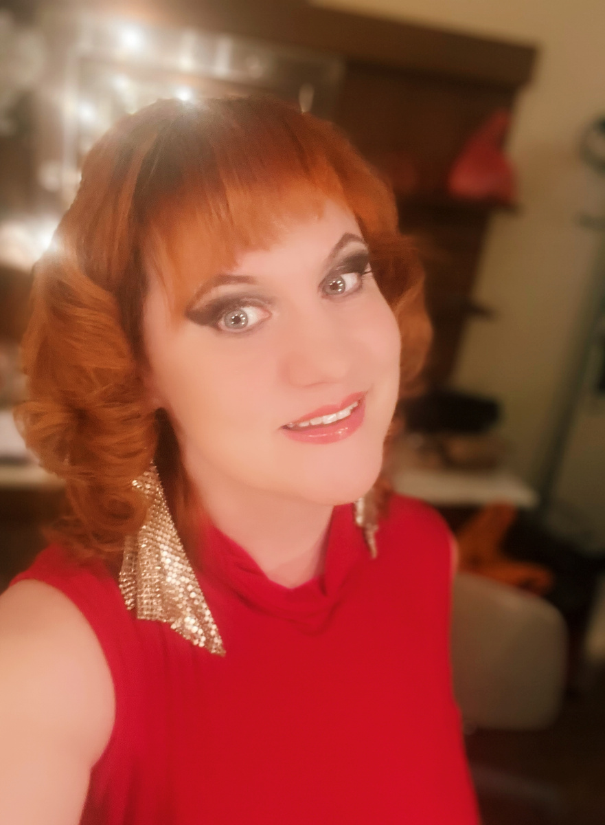 Оксана Сенчина в гримёрной Театра им. Чехова (Ялта, Крым)