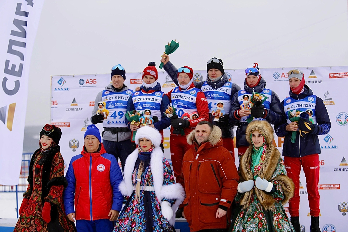 Победитель и призёры мужской гонки свободным стилем