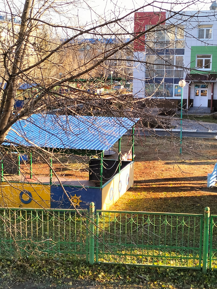 Никакого снега.