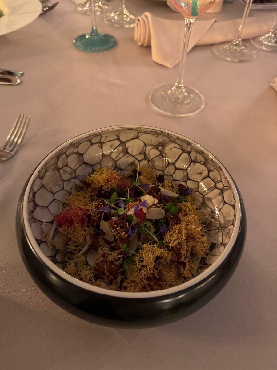 Тёплый салат "Лёгкий берди". С цветочками))) Красиво!!!