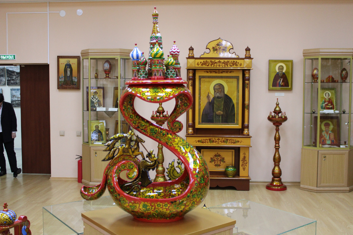 Музейно-выставочный комплекс «Золотая хохлома» в Семенове. Источник: фото автора