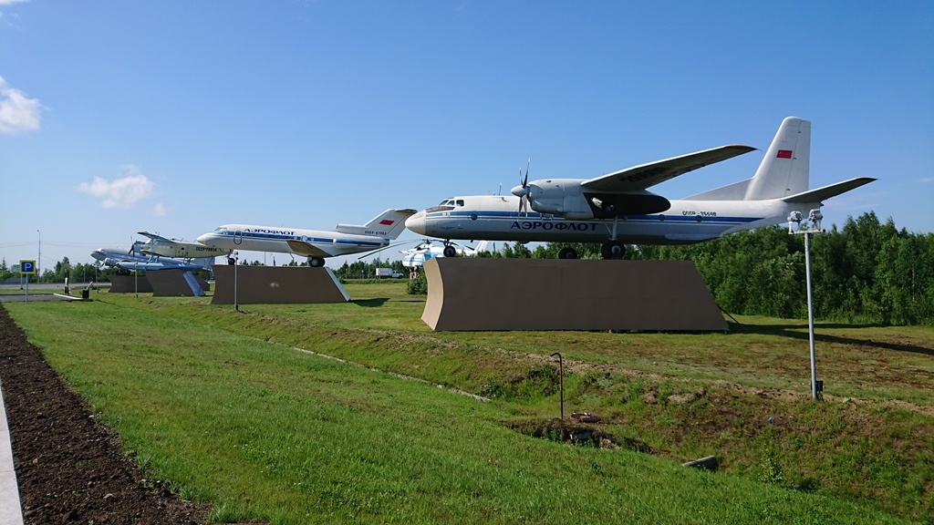 scale_1200