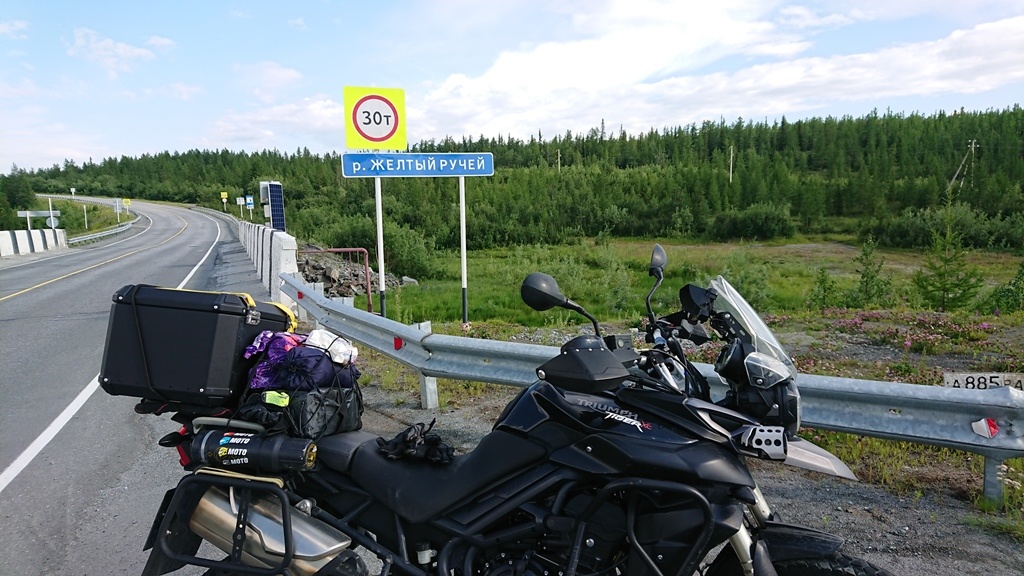 scale_1200