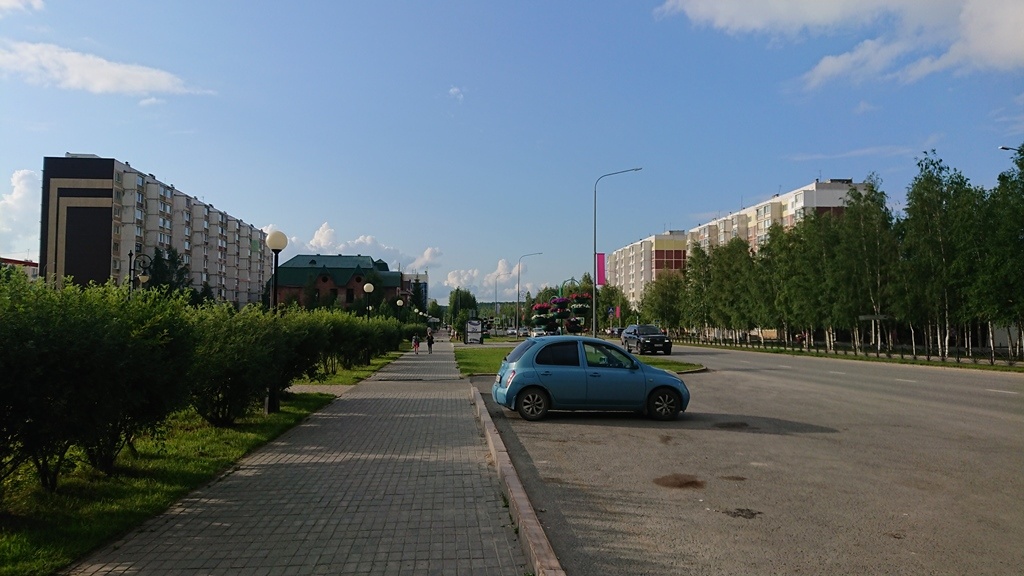  Нельзя пройти мимо символа Салехарда Заглянул к ещё одному символу Севера, прошёл по мосту и заглянул на речной вокзал. Ну и, как повелось... муралы! Есть даже 3-мерные!-15