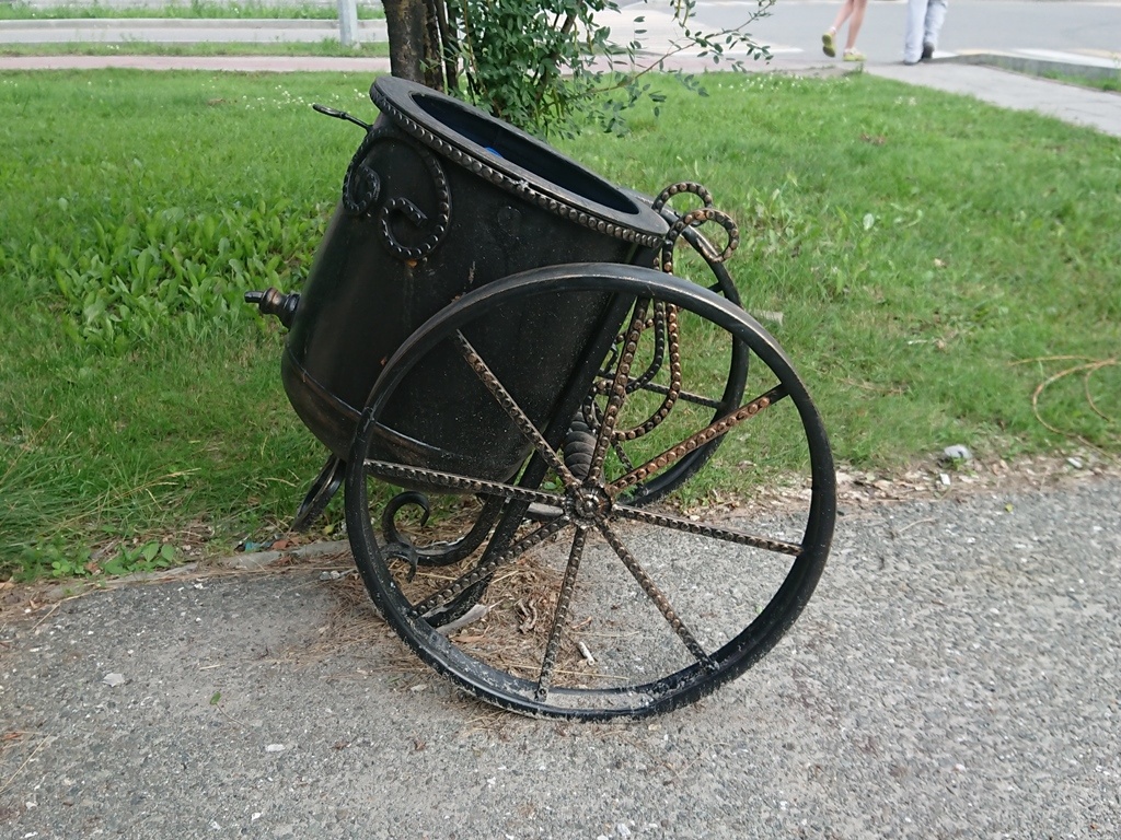 scale_1200