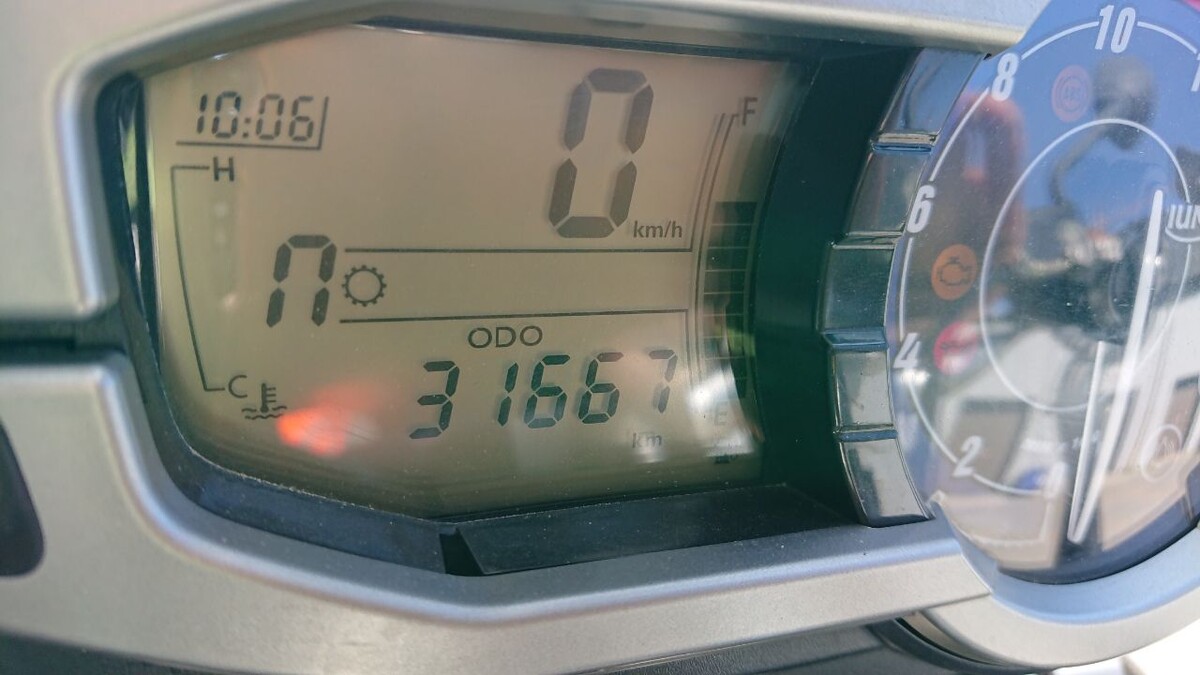 scale_1200