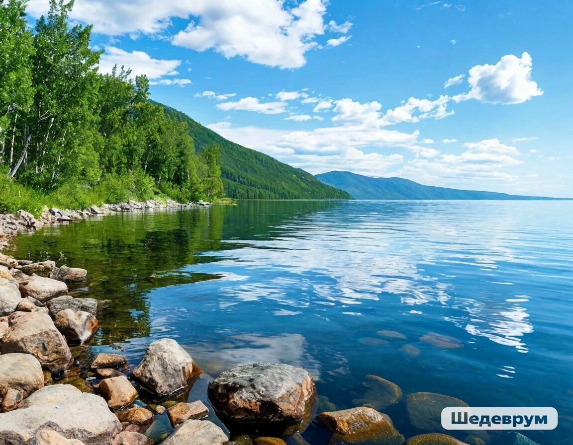 10 природных красот России, ради которых стоит оставить сотни километров позади