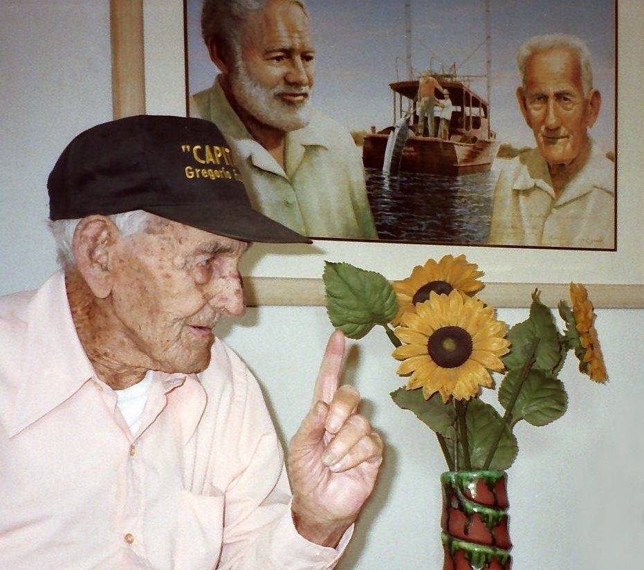 100-летний кубинский рыбак Грегорио Фуэнтес, ставший одним из прототипов главного героя повести (фото 1998 года). Фото: Toirelb, Wikipedia

