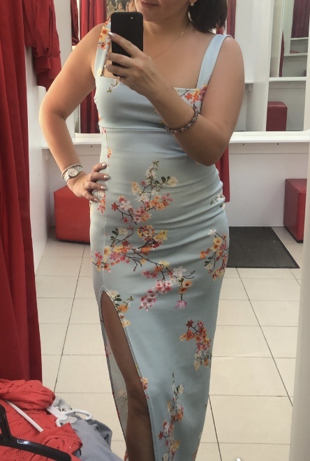 А как же это платье хотелось приобрести. Но нет! Оставила его для другой прекрасной стройной девушки! 