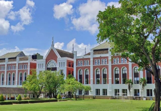 Таиланд. Пхукет. Британская международная школа