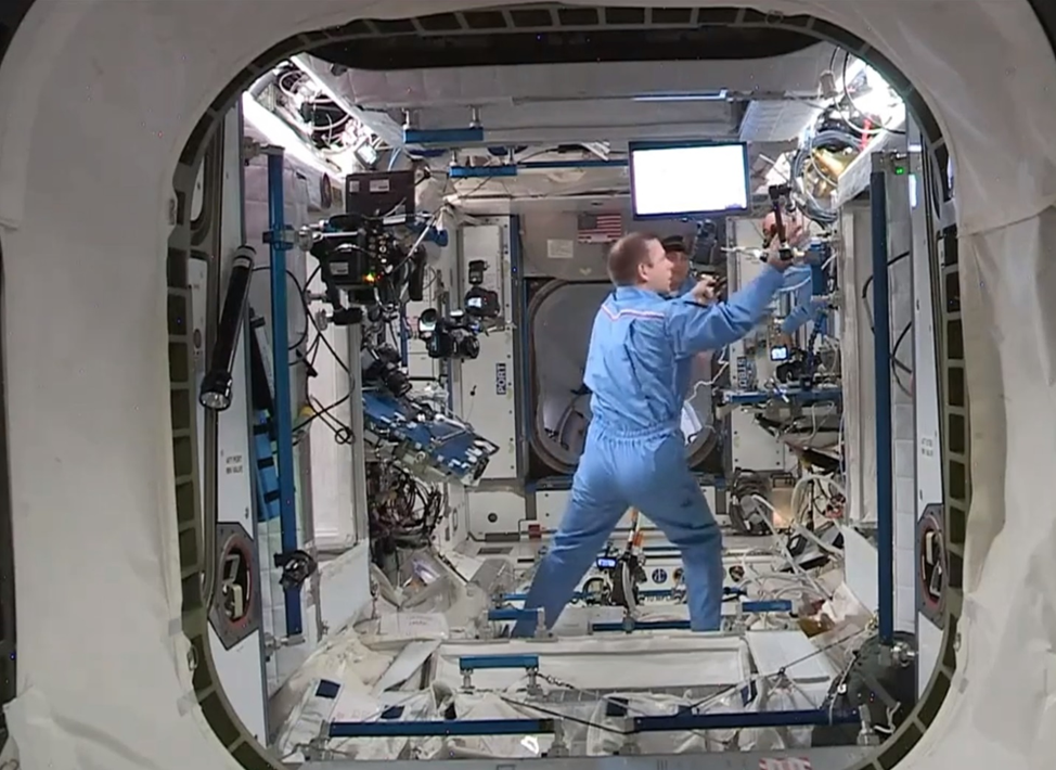 Иван Вагнер в Узловом модуле Harmony. Фото: nasa.blog.com